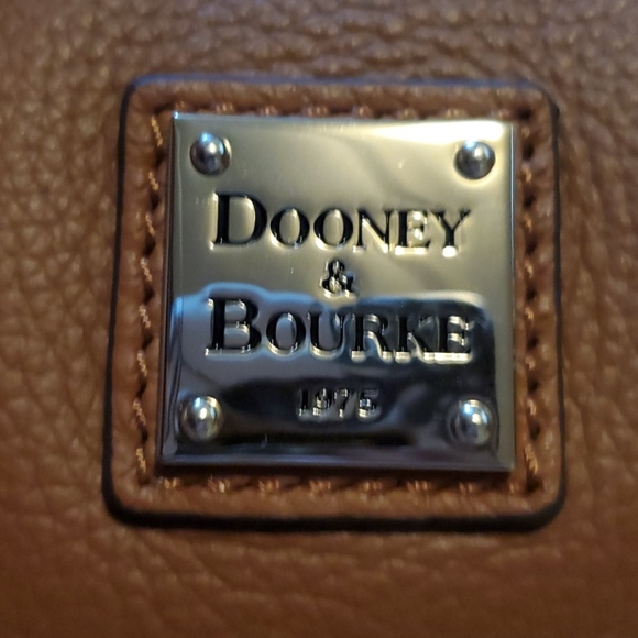 Dooney and bourke satchel - Picture 3 of 11